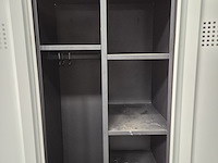 Grote partij lockerkasten - afbeelding 5 van  6