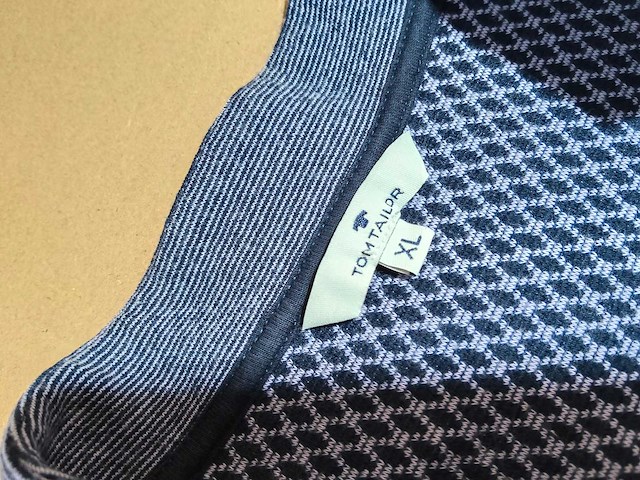 Grote partij merkkleding – levi’s, adidas, nike, balr., zara & meer – 2 pallets, ca. 1.300 stuks - afbeelding 8 van  37