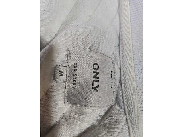 Grote partij merkkleding – levi’s, adidas, nike, balr., zara & meer – 2 pallets, ca. 1.300 stuks - afbeelding 28 van  37