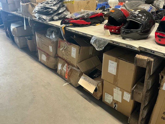 Grote partij motor kleding helmen handschoenen - afbeelding 13 van  14