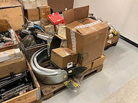 Grote partij onderdelen manitou, wacker, genie en yale bouwmachines - afbeelding 10 van  14