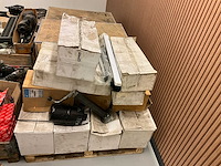 Grote partij onderdelen manitou, wacker, genie en yale bouwmachines - afbeelding 13 van  14