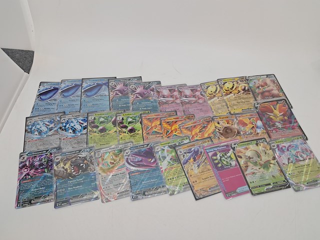Grote partij pokémon kaarten & accesoires - afbeelding 46 van  52