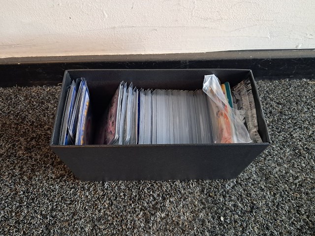 Grote partij pokémon kaarten & accesoires - afbeelding 45 van  52