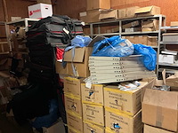 Grote partij promotie en beurs materiaal - afbeelding 2 van  6