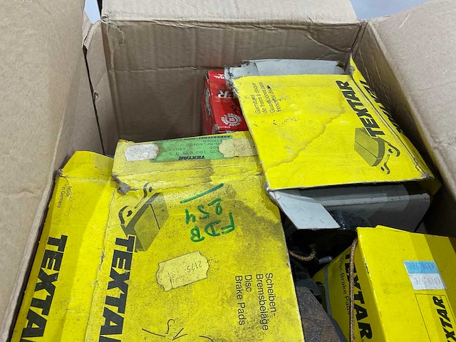 Grote partij remblokken - afbeelding 6 van  8