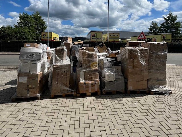 Grote partij retourgoederen - afbeelding 21 van  27