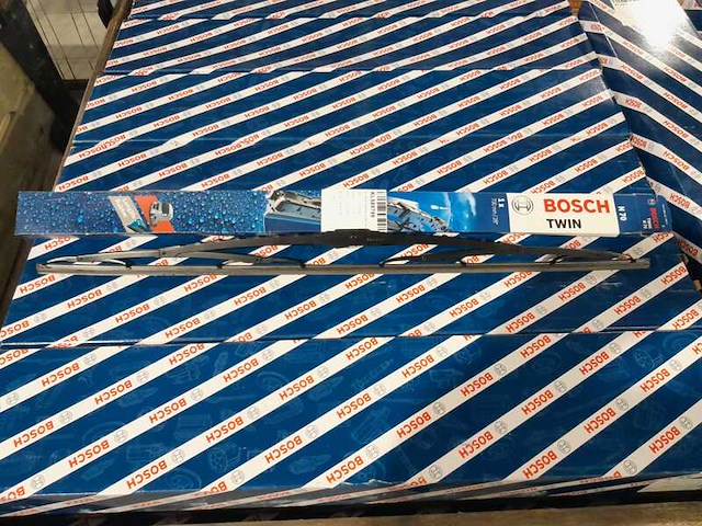 Grote partij ruitenwissers | ca. 1400 stuks en 30 ruitenwisser arm sets, bosch, twin n70 - afbeelding 8 van  10