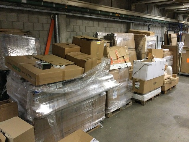 Grote partij sanitair, div. merken - afbeelding 1 van  12