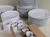 Grote partij servies - afbeelding 2 van  7