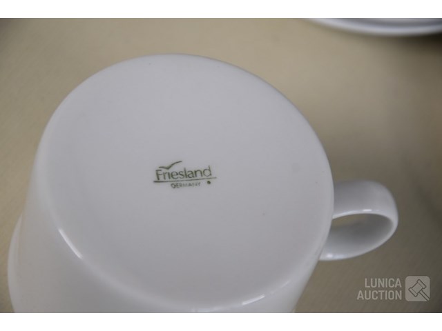 Grote partij servies - afbeelding 4 van  7