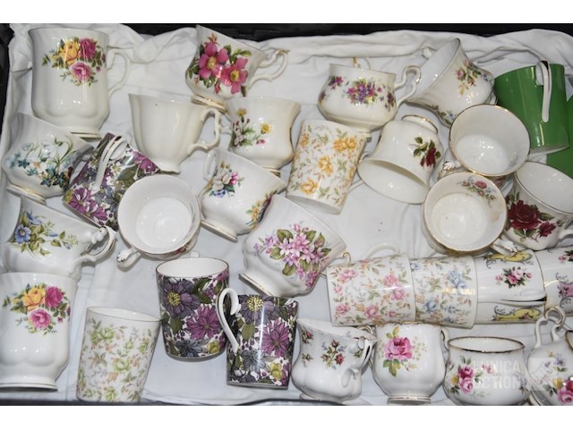 Grote partij sevies royal albert - afbeelding 10 van  18