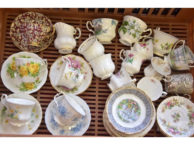 Grote partij sevies royal albert - afbeelding 18 van  18