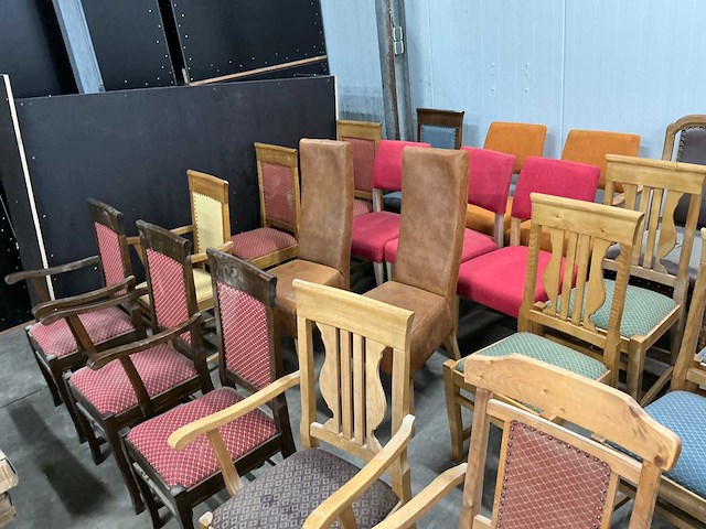 Grote partij stoelen (38x) - afbeelding 5 van  6
