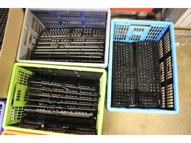 Grote partij usb keyboards - afbeelding 7 van  11