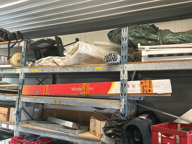 Grote partij van diverse goederen - afbeelding 22 van  41