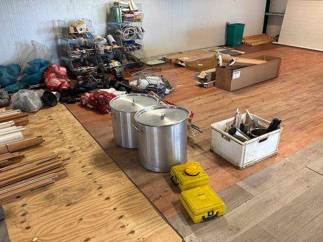 Grote partij van diverse goederen - afbeelding 35 van  41