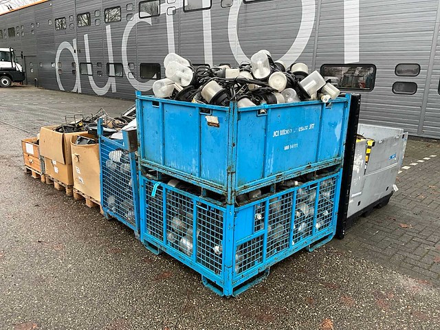 Grote partij verlichting - afbeelding 11 van  17