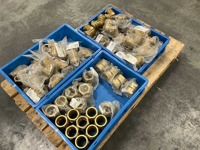 Grote partij vsh knelkoppelingen 54mm - afbeelding 4 van  8