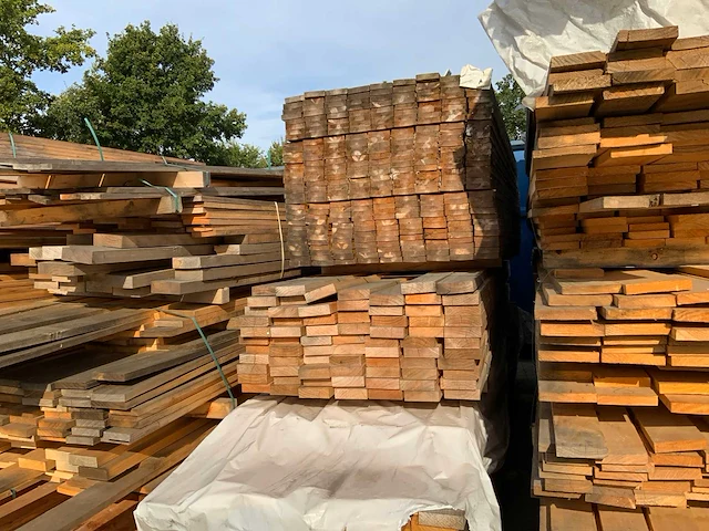 Grote partij vuren hout 50m3 - afbeelding 3 van  16