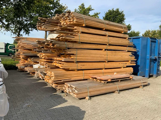 Grote partij vuren hout 50m3 - afbeelding 1 van  16