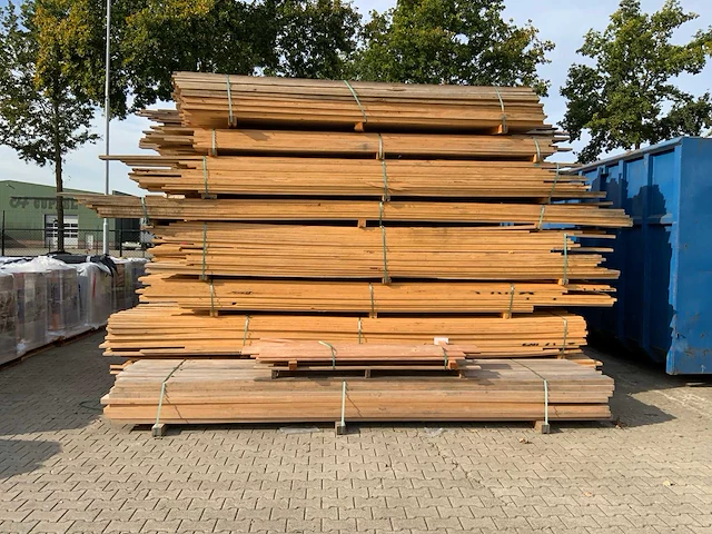 Grote partij vuren hout 50m3 - afbeelding 9 van  16
