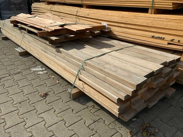 Grote partij vuren hout 50m3 - afbeelding 10 van  16