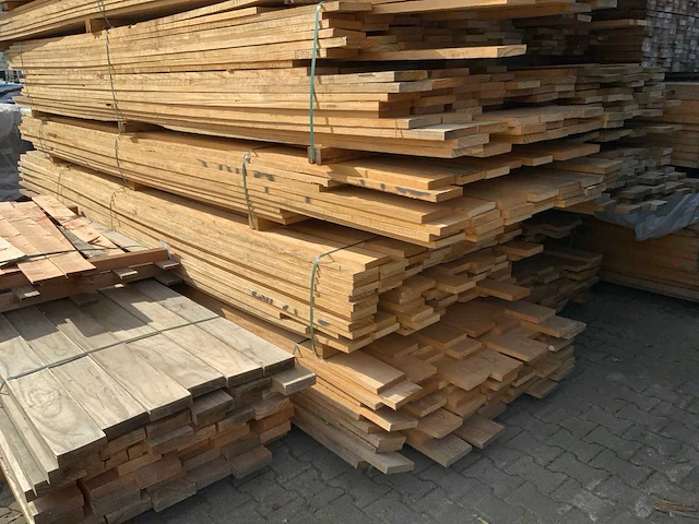 Grote partij vuren hout 50m3 - afbeelding 12 van  16