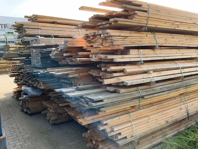 Grote partij vuren hout 50m3 - afbeelding 16 van  16