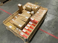 Grote partij würth bevestigingsmaterialen - afbeelding 1 van  8