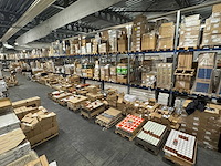 Grote partij würth bouten, schroeven, installatie