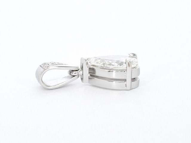 Grote peer shape diamant in een witgouden hanger van 2.01 carat, excl. ketting - afbeelding 8 van  11