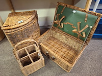 Grote picknickmand + flessenmand + hoekmand - afbeelding 3 van  3