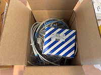 Grote pneumatische componenten set – festo, drukregelaars, ventielen, sensoren & manometers - afbeelding 3 van  5