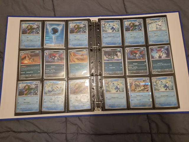 Grote pokémon collectie met veel glimmende, rares, vintage kaarten en 4 verzamelmappen - afbeelding 14 van  70