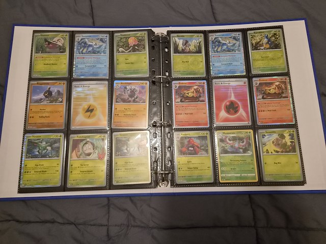 Grote pokémon collectie met veel glimmende, rares, vintage kaarten en 4 verzamelmappen - afbeelding 16 van  70
