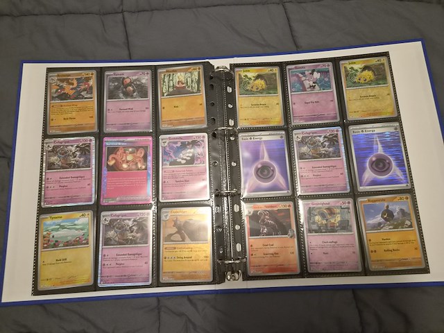 Grote pokémon collectie met veel glimmende, rares, vintage kaarten en 4 verzamelmappen - afbeelding 18 van  70