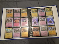 Grote pokémon collectie met veel glimmende, rares, vintage kaarten en 4 verzamelmappen - afbeelding 18 van  70