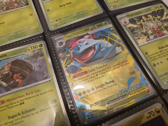Grote pokémon collectie met veel glimmende, rares, vintage kaarten en 4 verzamelmappen - afbeelding 24 van  70