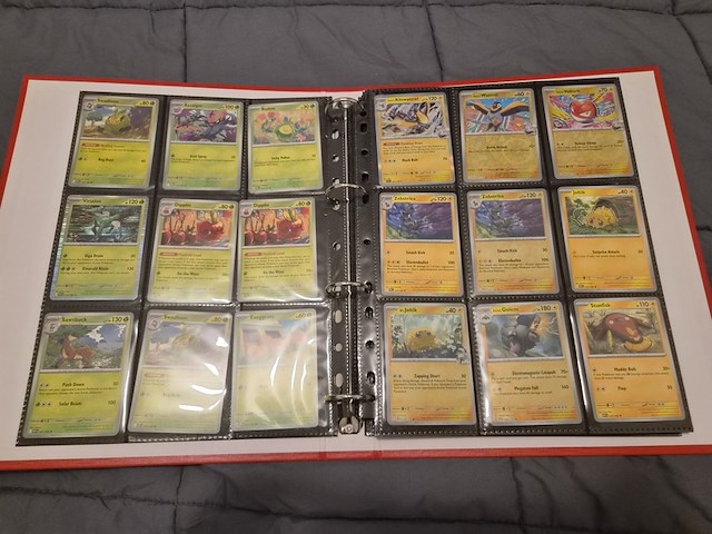 Grote pokémon collectie met veel glimmende, rares, vintage kaarten en 4 verzamelmappen - afbeelding 25 van  70