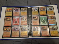 Grote pokémon collectie met veel glimmende, rares, vintage kaarten en 4 verzamelmappen - afbeelding 46 van  70