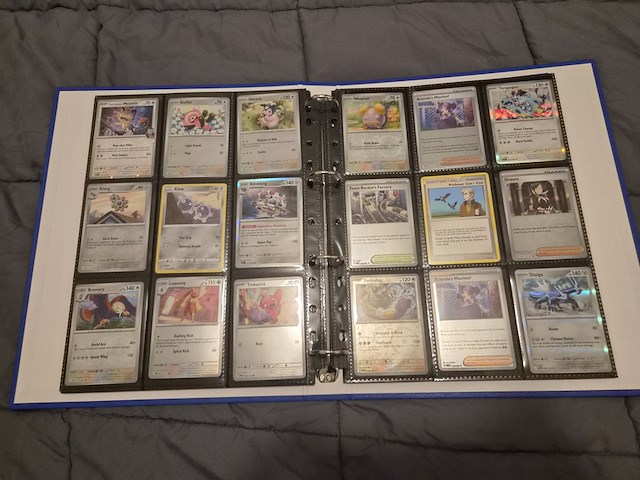 Grote pokémon collectie met veel glimmende, rares, vintage kaarten en 4 verzamelmappen - afbeelding 47 van  70