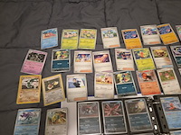 Grote pokémon collectie met veel glimmende, rares, vintage kaarten en 4 verzamelmappen - afbeelding 69 van  70