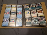 Grote pokémon collectie met vintage kaarten, rares, verzamelmap en opbergdozen - afbeelding 20 van  31
