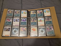 Grote pokémon collectie met vintage kaarten, rares, verzamelmap en opbergdozen - afbeelding 24 van  31