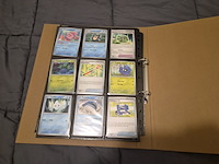 Grote pokémon collectie met vintage kaarten, rares, verzamelmap en opbergdozen - afbeelding 25 van  31