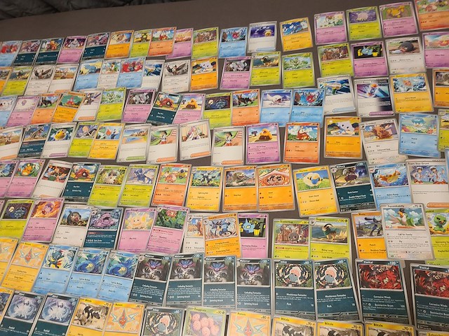 Grote pokémon kaarten verzameling - afbeelding 1 van  11