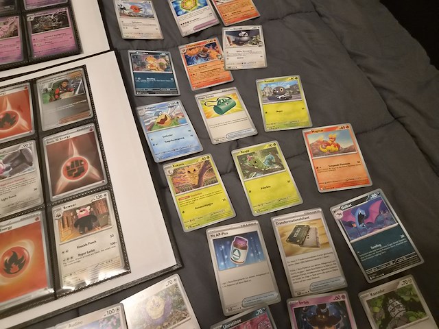 Grote pokémon kaartenverzameling met black bolt binder collection en mappen - afbeelding 6 van  46