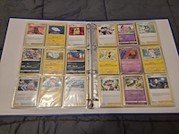 Grote pokémon kaartenverzameling met black bolt, map en accessoires - afbeelding 17 van  33