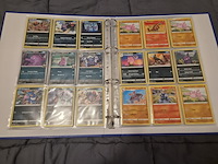 Grote pokémon kaartenverzameling met black bolt, map en accessoires - afbeelding 20 van  33